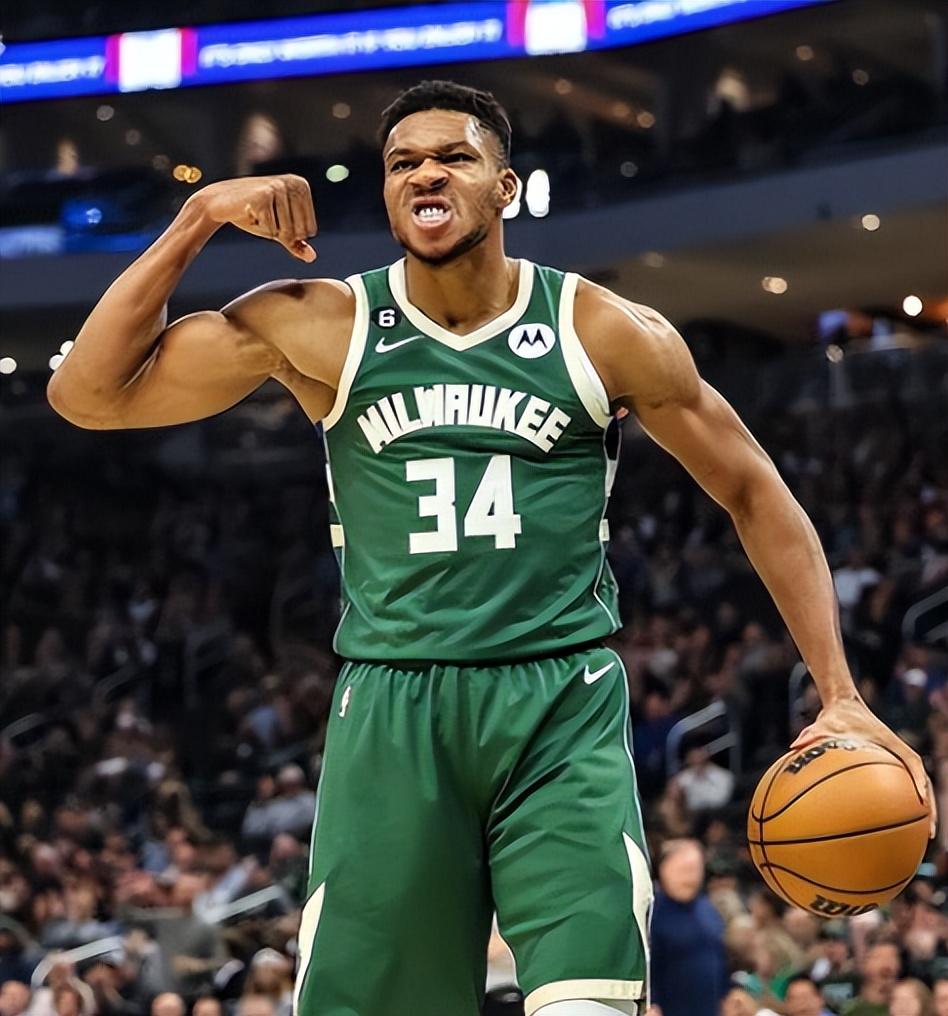 希尔德：库里缺阵时我们得填补空缺，用自己的方式串联比赛（希尔德：库里缺阵我们必须站出来，用各自方式带动比赛运转）