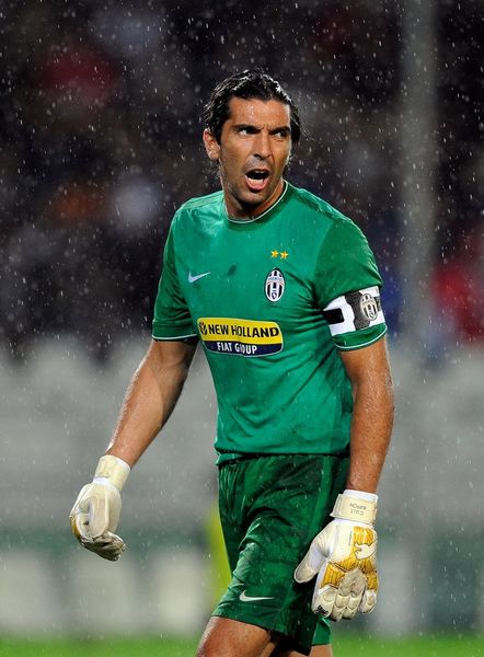 弗拉格本赛季关键时刻上场时间达68分钟，联盟最多（本季关键时刻出场68分钟，弗拉格领跑全联盟）