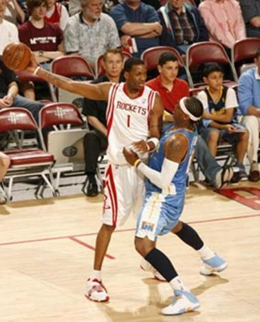 半场战报：海登海姆0-1弗赖堡，曼赞比建功（半场速报：海登海姆0-1落后弗赖堡，曼赞比破门）