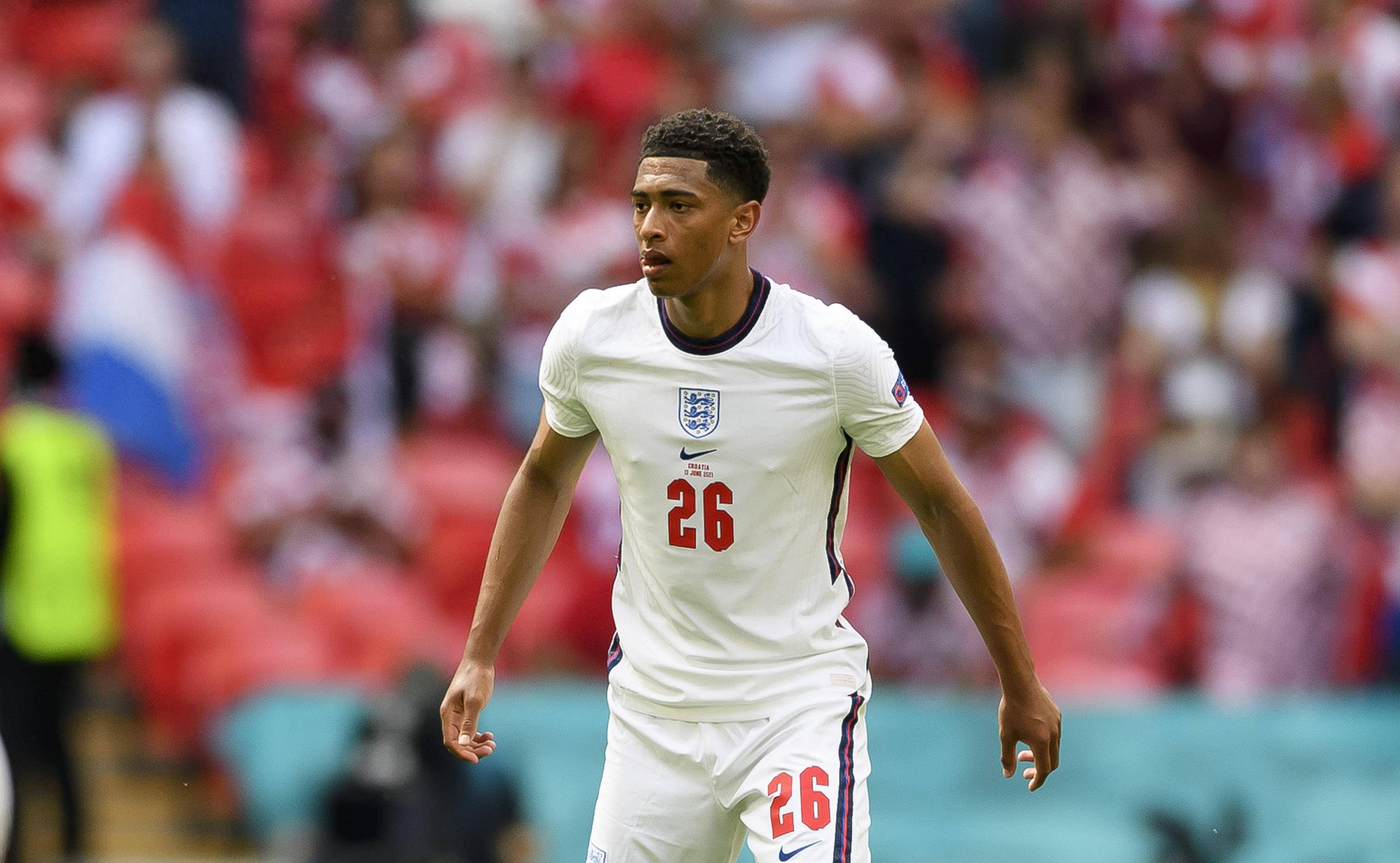 维尔茨在德国队6场1球2助攻，参与进球数与在利物浦16场持平（维尔茨为德国队6战1球2助，参与进球与在利物浦16场持平）