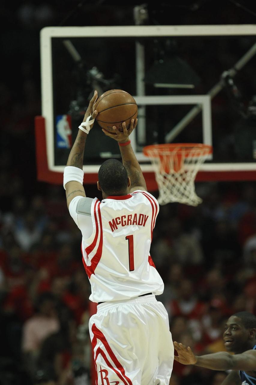 NBA官方新秀榜：弗拉格重回榜首，奎因升至第三（NBA官方新秀榜更新：弗拉格重返第一，奎因跃升第三）